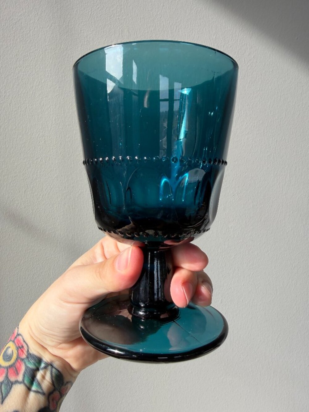 3/$30 🌟 Vintage King's Crown Blue Thumbprint Glass